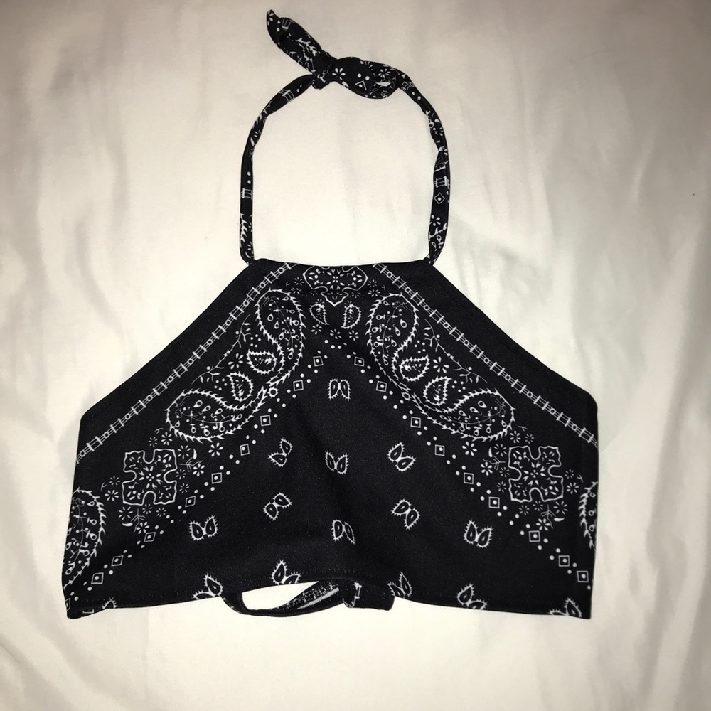 bandana print halter top
